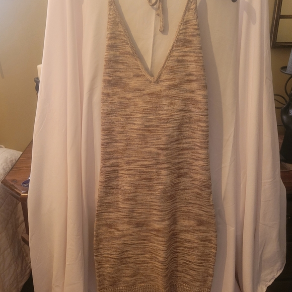 SUMMER DRESSES - Picture 6 of 17